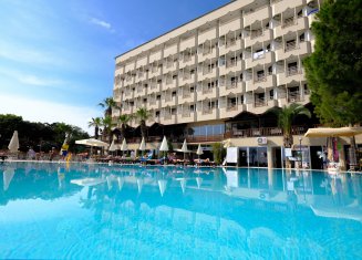 Anitas Beach Hotel