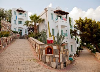 Sunhill Hotel