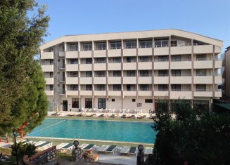 Hotel First Class