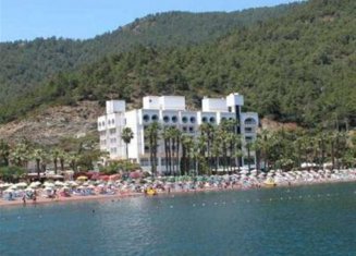 Laguna Beach Alya Resort & Spa
